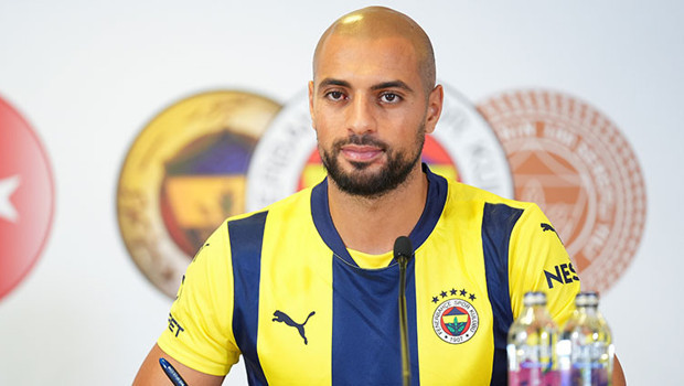 Fenerbahçe'den Amrabat Açıklaması: Yeni Gelişme Yaşanıyor