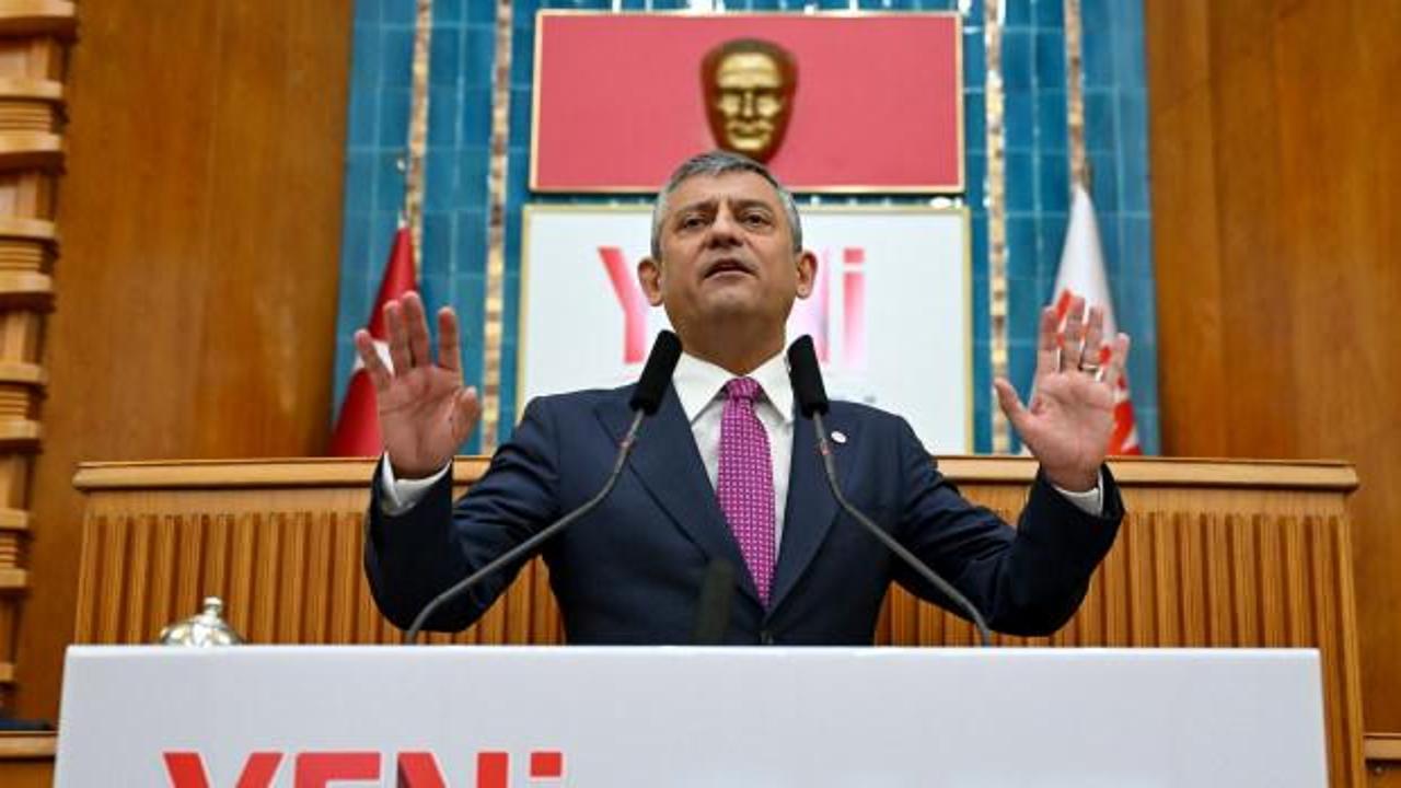 Özgür Özel'den çerçeve yasa konuşması: 'Barışın önünde durmayacağız'