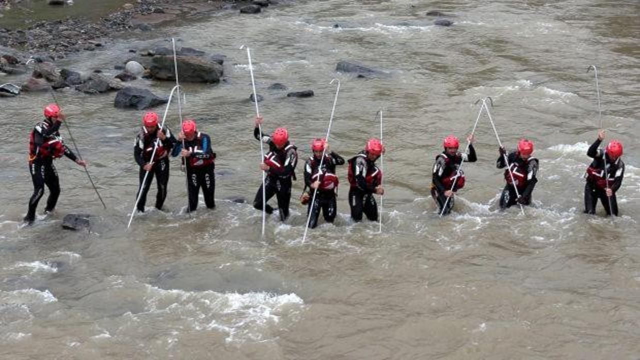 Giresun'da sel felaketi: Kayıp dayı ve yeğen için 4. günde devasa arama operasyonu
