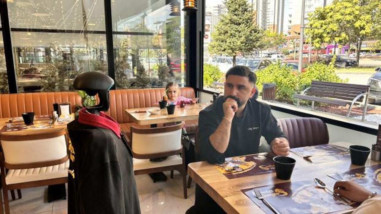 Ankara'da robot garson Fiko müşterilerin gözdesi oldu: Zam ve ek izin istiyor