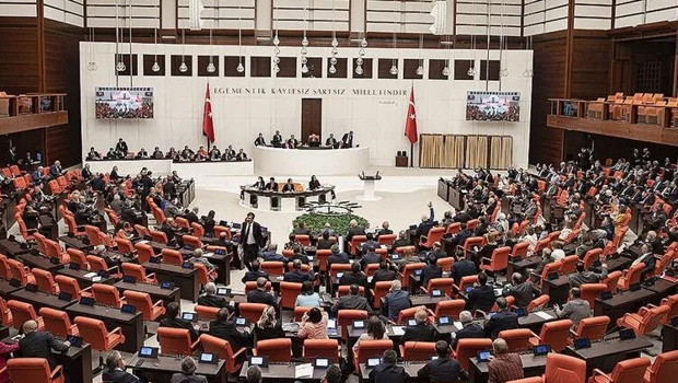 TBMM'ye 9 Dokunulmazlık Fezlekesi Gönderildi: 3'ü Özgür Özel Hakkında