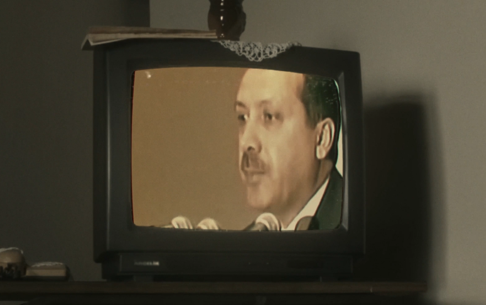 AK Parti'nin 25 yıllık yolculuğunu çocuğun büyüme hikâyesiyle anlatan yeni film yayımlandı