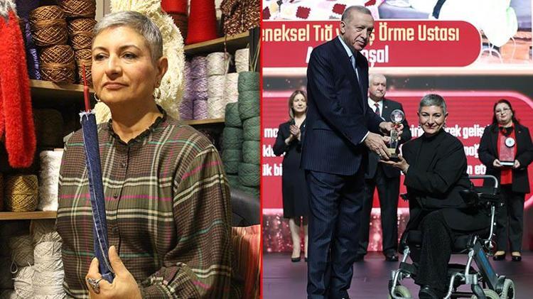 17 Ağustos'ta ailesini ve uzuvlarını kaybetti, tek elle örgü örerek UNESCO ödülü aldı