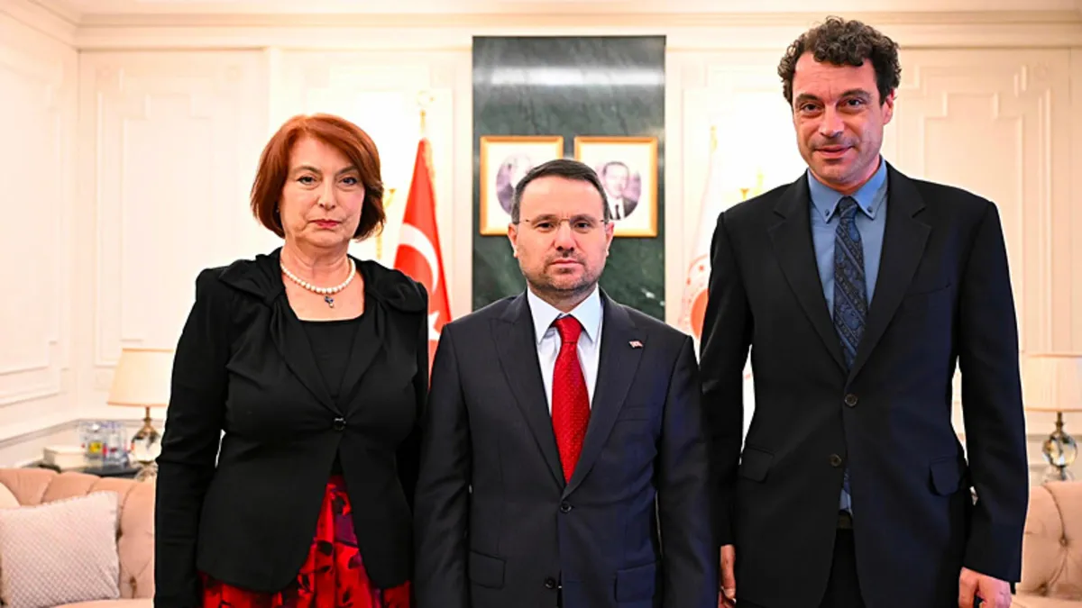 Bakan Gürlek'ten Uğur Mumcu'nun ailesine taziye ziyareti: 'Devlet her zaman muktedirdir'