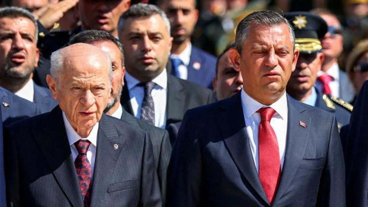 Özgür Özel 91 milletvekiliyle CHP'den ayrıldı, yeni partiyi kurdu: İlk tebrik Bahçeli'den geldi