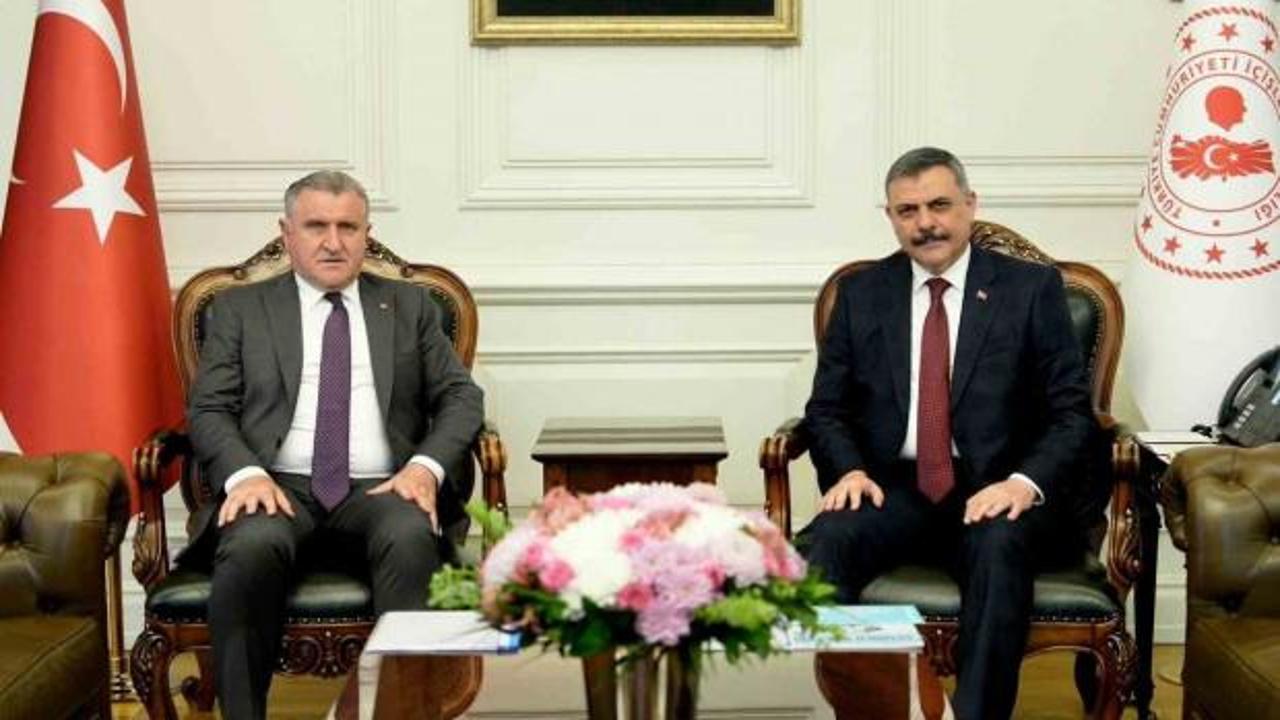 Yeni sezon öncesi kritik güvenlik zirvesi: Tribünlerde şiddete geçit yok