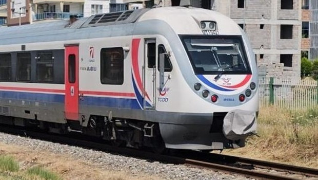 Söke'de demiryolunda feci kaza: Ölçüm çalışması yapan kadın trenin altında can verdi