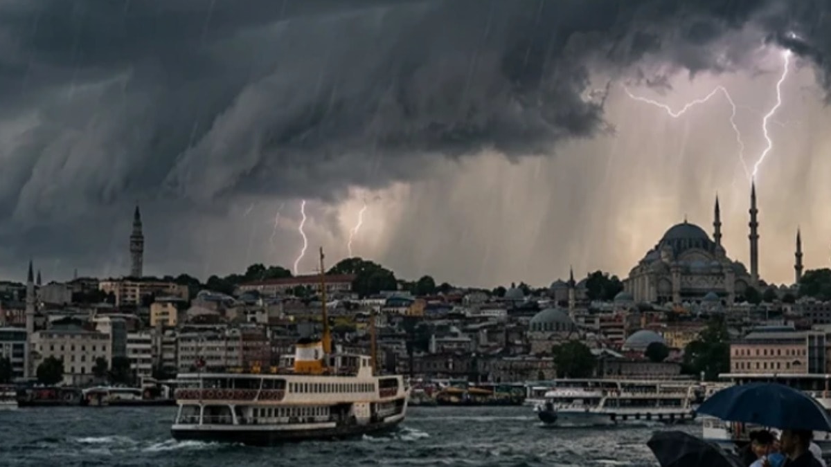 İstanbul Valiliği'nden fırtına uyarısı: Vatandaşlara önemli çağrı