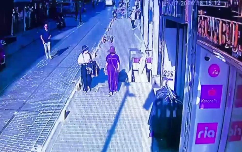 İstanbul'da turistlerin cüzdanını çalan 16 ve 17 yaşındaki hırsızların suç geçmişi şoke etti