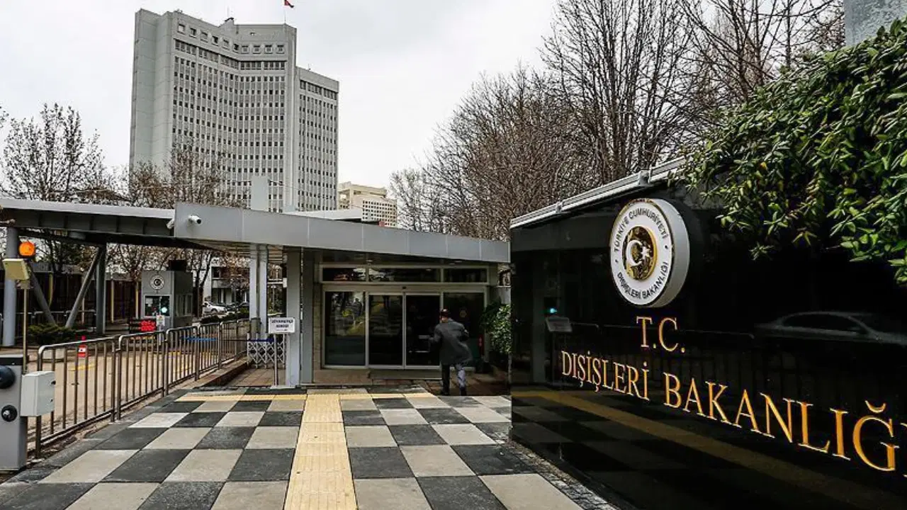 Dışişleri'nden Kolombiya'ya Sert Çıkış: 'Golan Tepeleri'ndeki İsrail İşgalini Meşrulaştırma Çabasını Kınıyoruz'