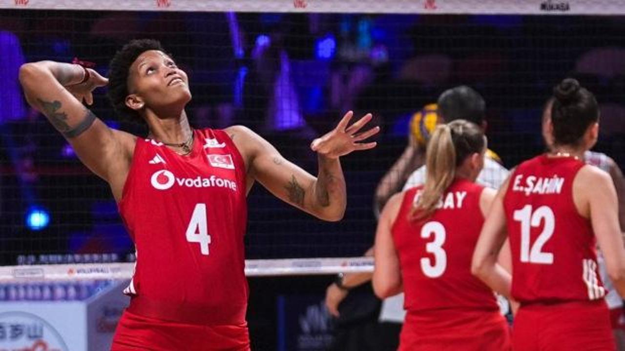 Filenin Sultanları, Çin'in sahasında finale yükseldi! Brezilya rakip
