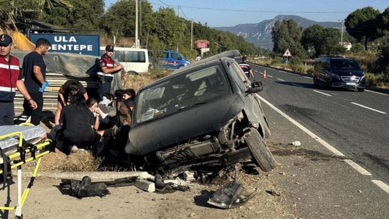 Ula'da minibüs şarampole yuvarlandı: 6 kişi yaralandı