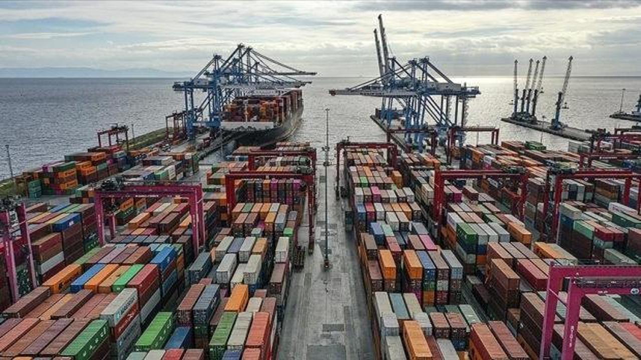 İhracatta büyük şahlanma! Bakan Bolat duyurdu: 401 milyar doları ilk defa aştı