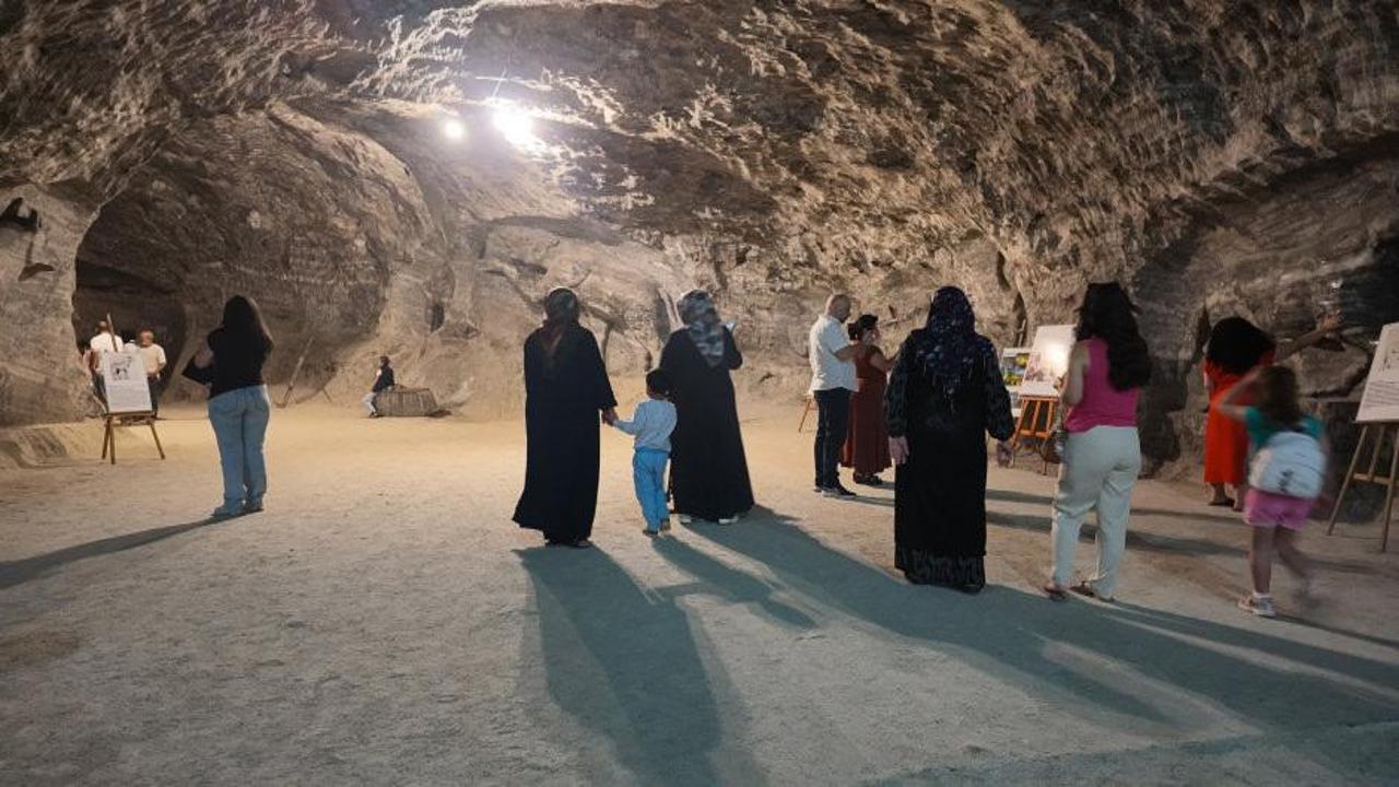 Serinlemek İçin Toprak Altına İndiler: Çankırı'nın Yeraltı Tuz Şehri'ne Ziyaretçi Akını