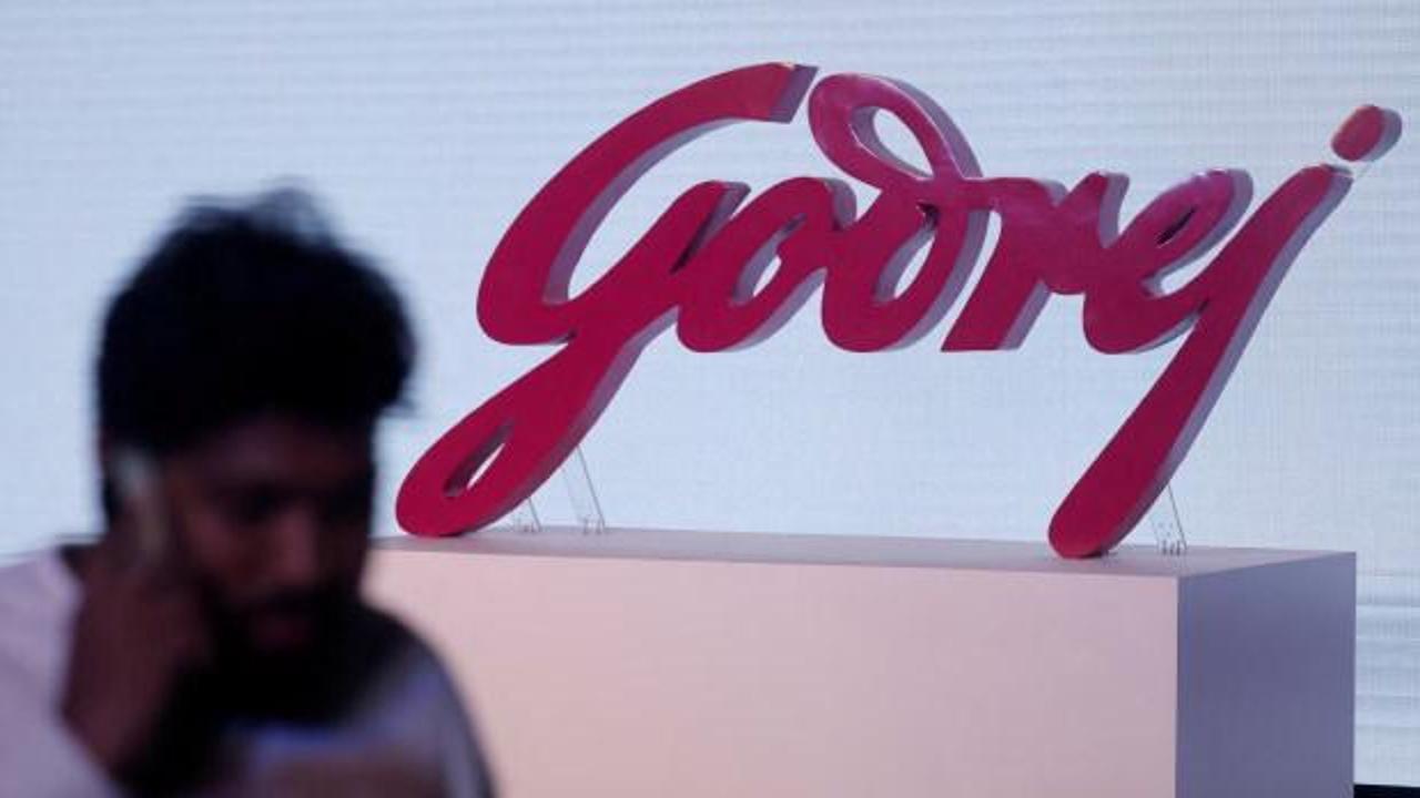 Hindistanlı şirketin CEO'su istifa etti, hisseler üç yılın en düşük seviyesine düştü