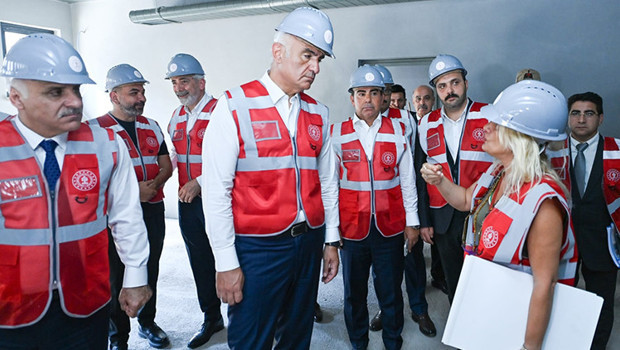 Diyarbakır Cezaevi 'Kültür ve Sanat Adası'na dönüşüyor: Bakan Ersoy müjdeyi verdi