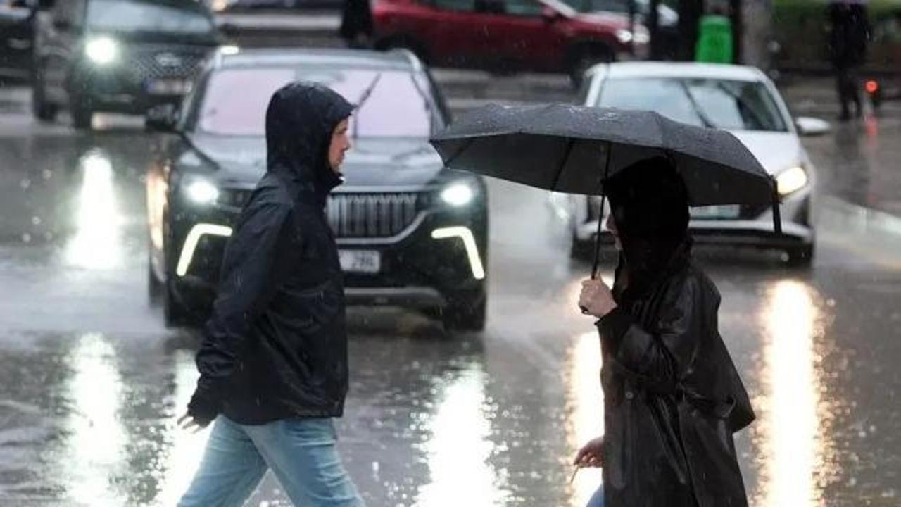 Bir yanda güneş bir yanda yağmur! 18 il için saat verildi: Sarı kodlu uyarı