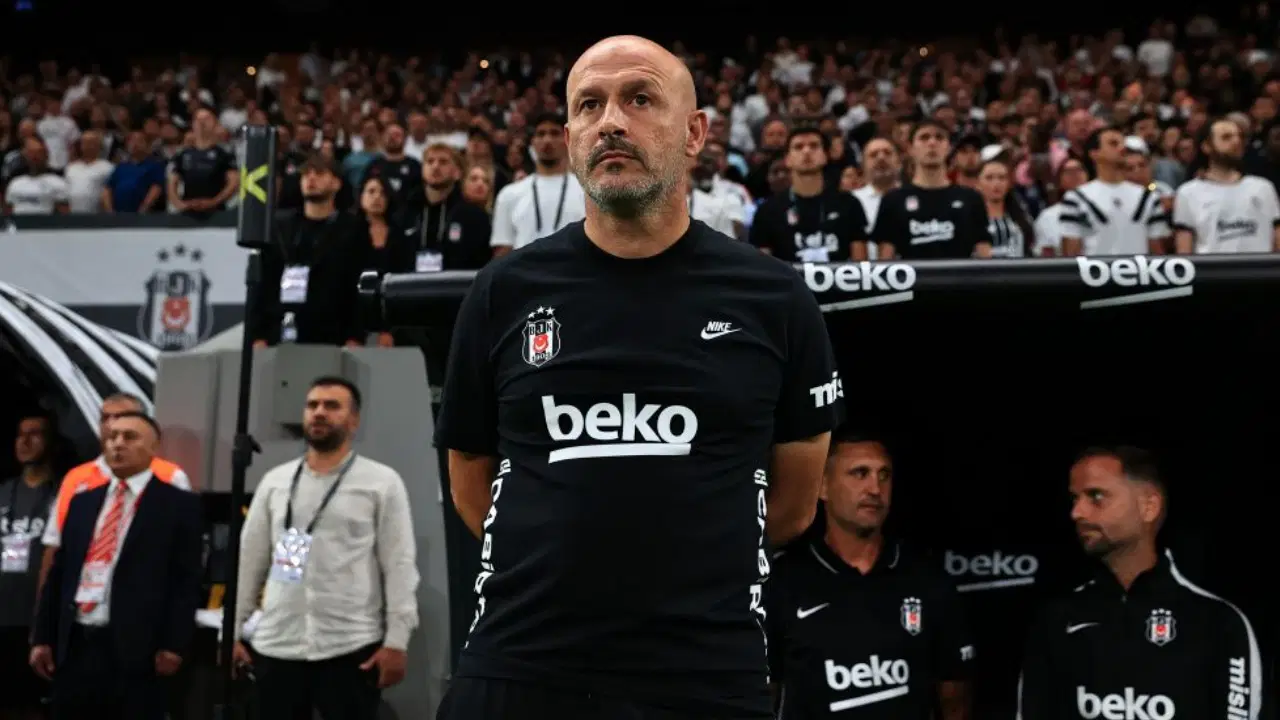 Beşiktaş Teknik Direktörü Italiano'dan Vlahovic açıklaması: Kadroya gireceği maç belli oldu
