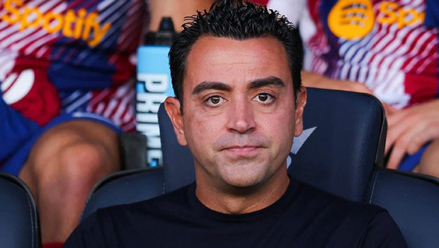 Hollanda'da teknik direktörlük koltuğuna Xavi Hernandez oturuyor