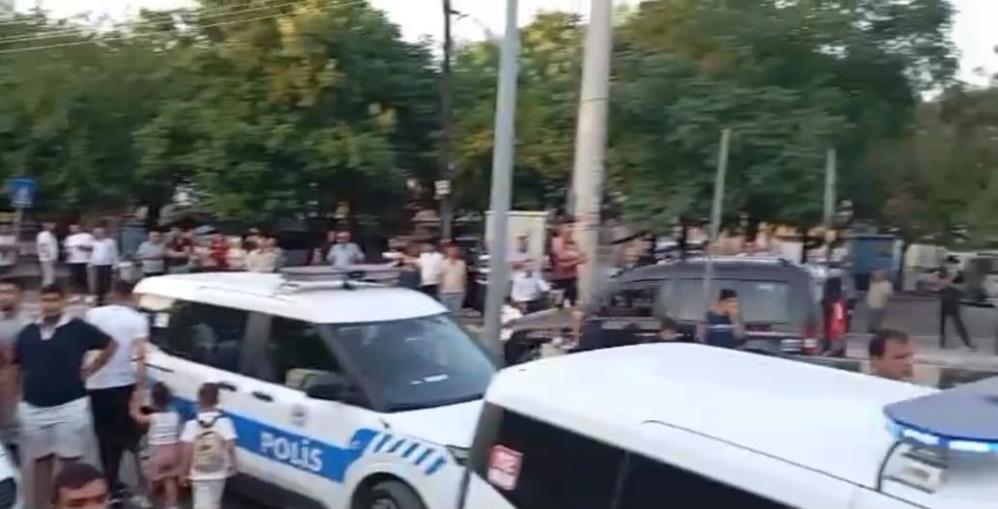 Gaziantep'te engelli gence istismar iddiası: Dört şüpheli gözaltında, yüzlerce kişi karakola akın etti