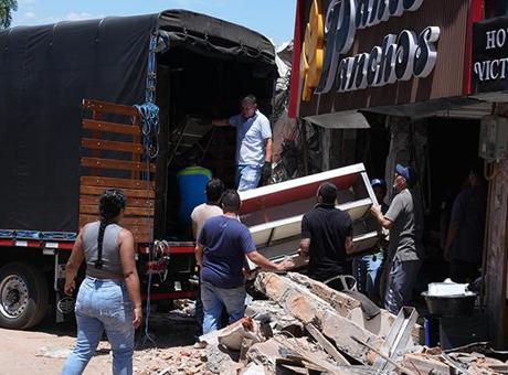 Kolombiya'yı 7,4'lük deprem vurdu: 234 kişi hayatını kaybetti, kentlerde sokağa çıkma yasağı ilan edildi