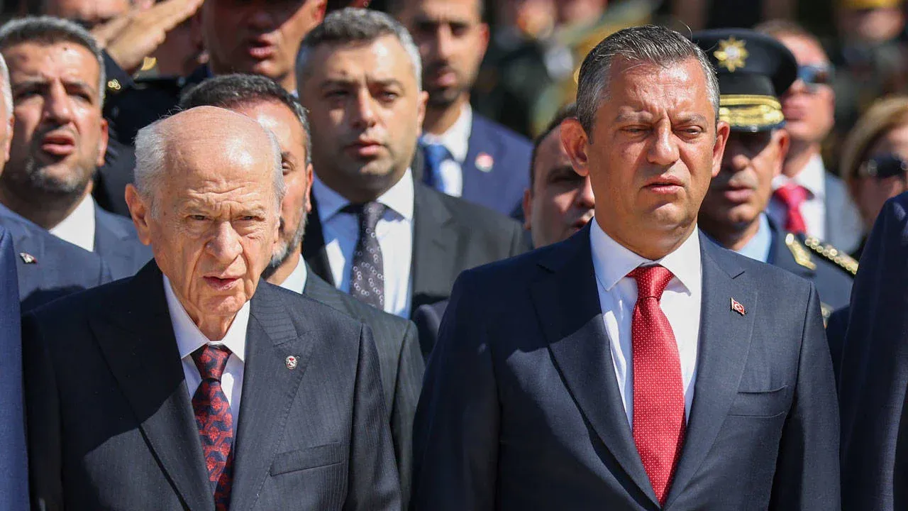 Bahçeli'den Özgür Özel'e dikkat çeken mesaj: "Keşke ayrılık olmasaydı"