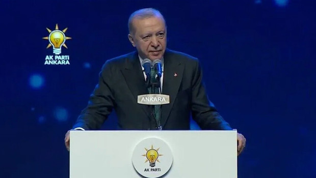 AK Parti 25. Kuruluş Yıl Dönümü'nde Erdoğan Kürsüde: 'Yeni Bir Dönem' Mesajı