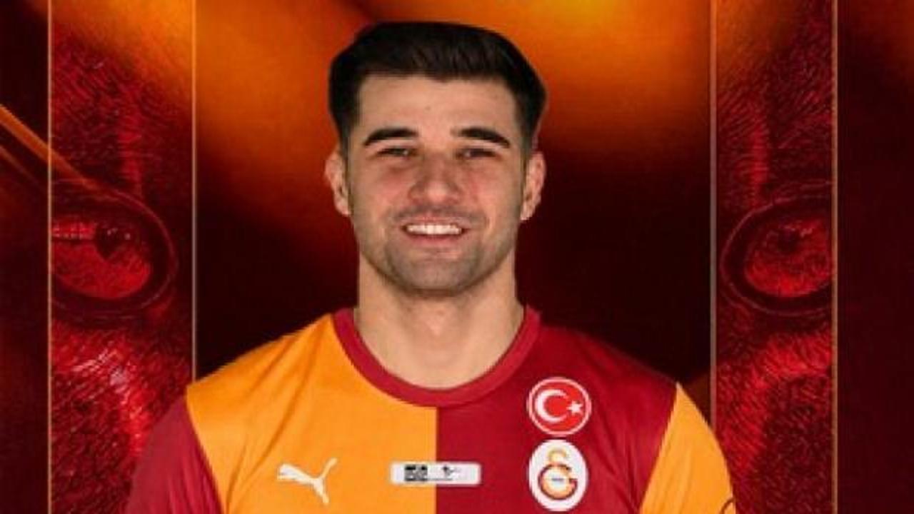 Galatasaray'ın erkek voleybol takımı orta oyuncu Emir Pınar'ı transfer etti