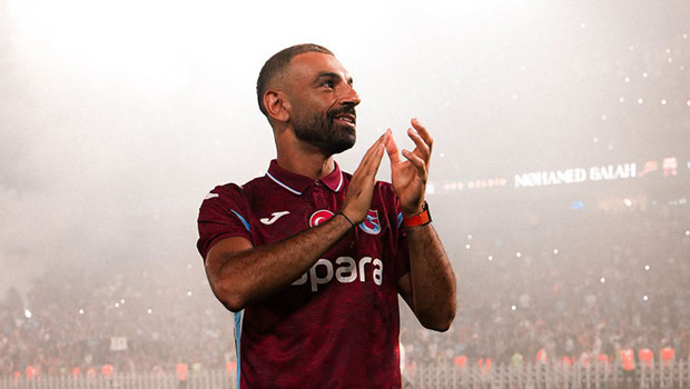Salah transferinde sürpriz: Mısırlı yıldız Trabzonspor'u seçti, İngiliz basını şaşkınlık içinde
