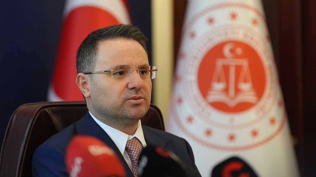 Bakan Gürlek'ten çarpıcı iddialar: Haluk Levent tekneyle Yunan adalarına kaçacaktı
