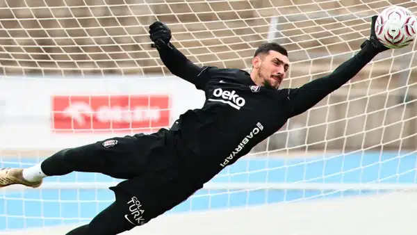 Beşiktaş'ta kaleci Emre Bilgin'in yeni durağı belli oldu