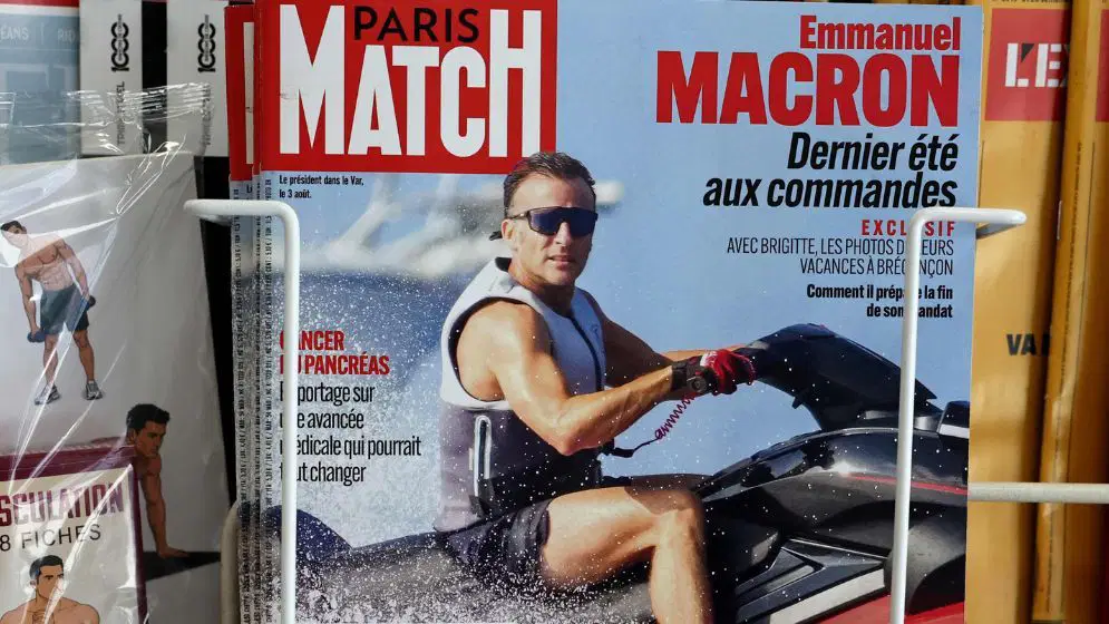 Macron'a kriz ortasında 'jet ski' tepkisi: Fransa yanarken tatilde