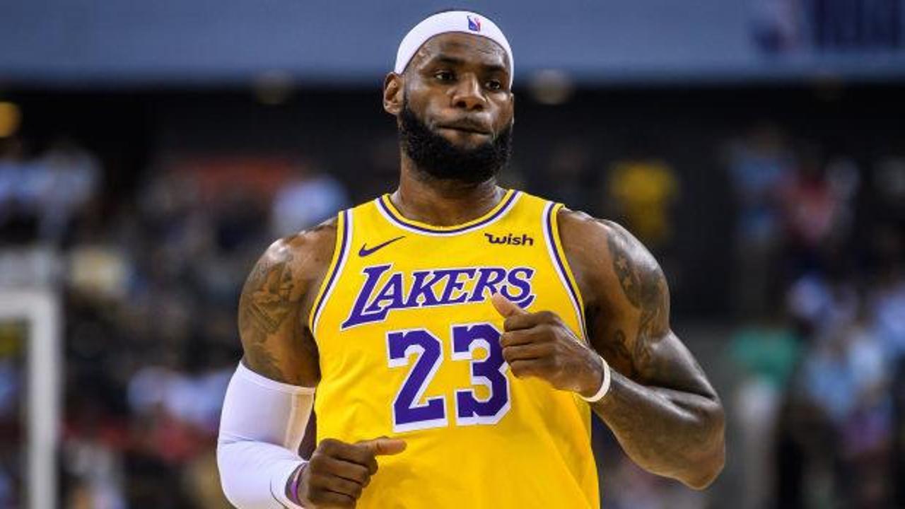 NBA'de dev transfer! LeBron James, milli oyuncumuzun takımına katıldı