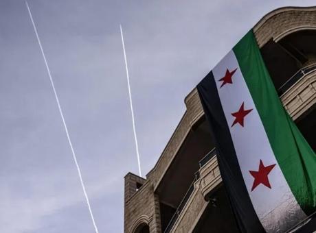 Suriye'de Esad operasyonu! Savaş suçlarıyla suçlanan komutan gözaltında