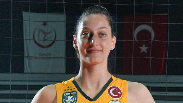 VakıfBank, Sırp smaçör Vanja Ivanovic'i renklerine bağladı