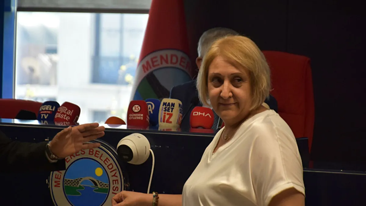 Menderes Belediyesi'nde başkanvekilliği seçimi: AK Parti adayı Asuman Şen göreve geldi