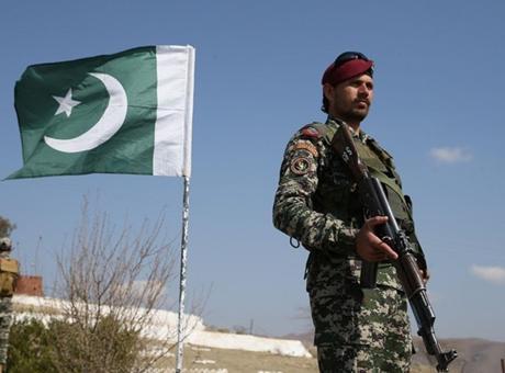 Pakistan'ın Belucistan eyaletinde terör operasyonu: 18 militan etkisiz hale getirildi