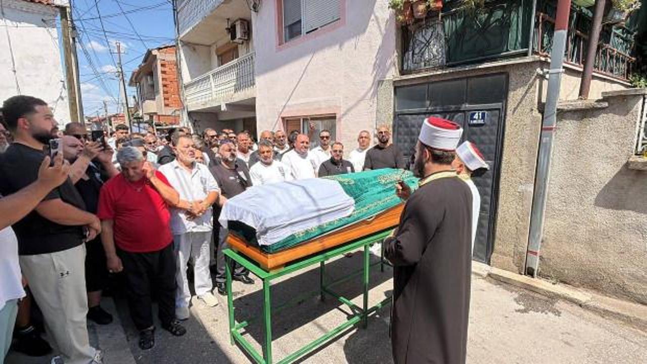 Lösemi tedavisi gören sanatçı Cansever, Kuzey Makedonya'da son yolculuğuna uğurlandı