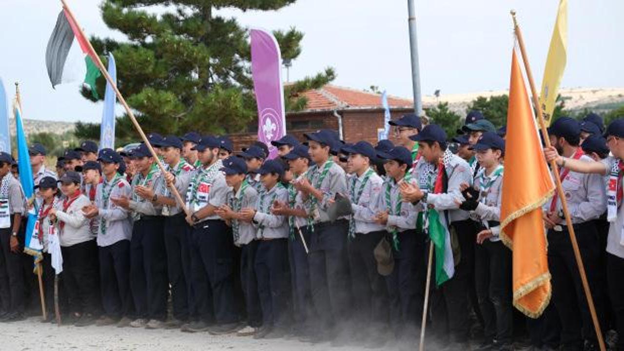 16 ülkenin izcileri Konya'da dostluk için buluştu