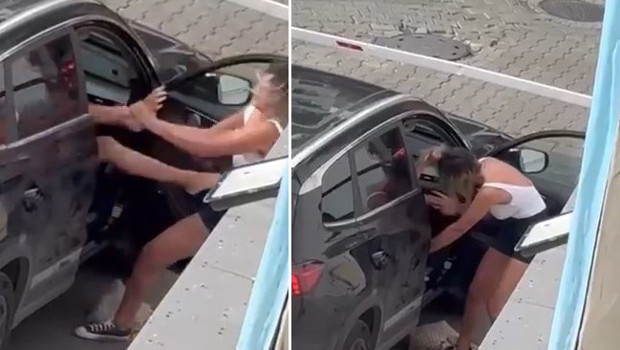 Kadıköy sokaklarında kadınların saçlı kavgası: Tekmeler havada uçuştu