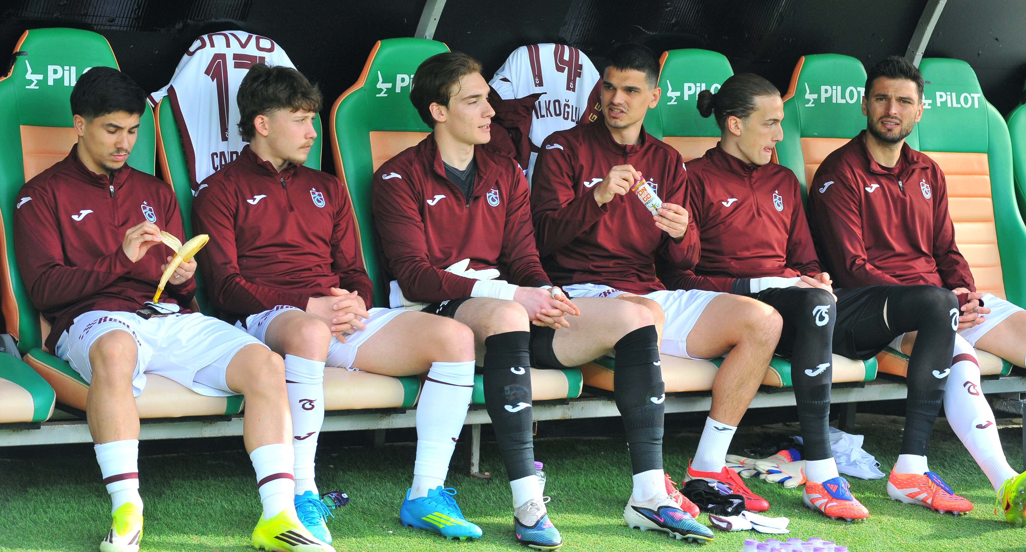Trabzonspor'da beklenen ayrılık resmen gerçekleşti