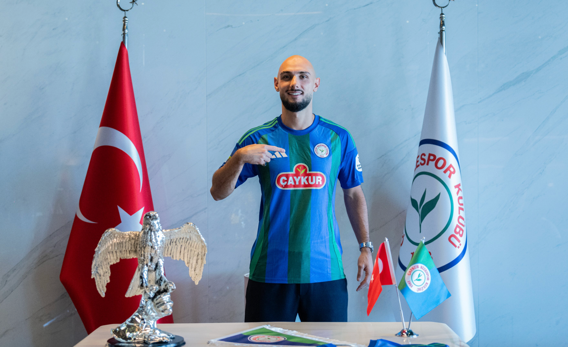 Ahmed Kutucu, Galatasaray'dan Ayrılarak Süper Lig Ekibine Transfer Oldu