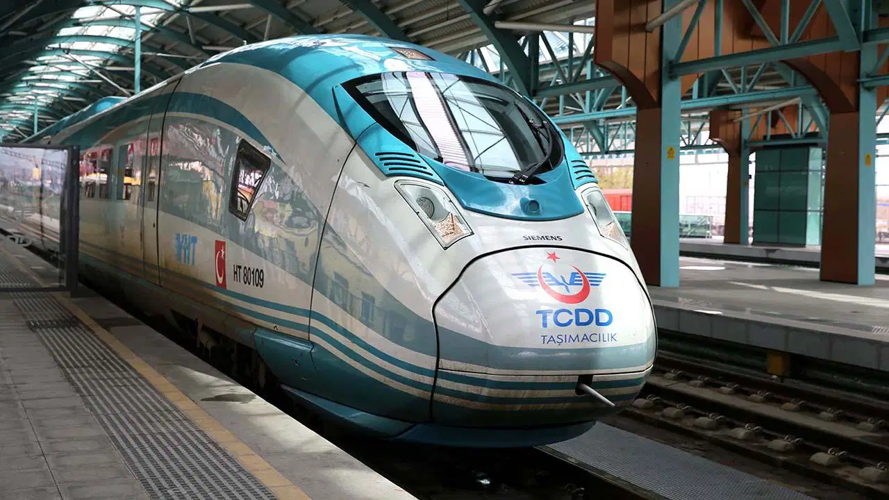 Yüksek hızlı tren biletlerine zam hazırlığı: Ankara-İstanbul tarifesi gündemde