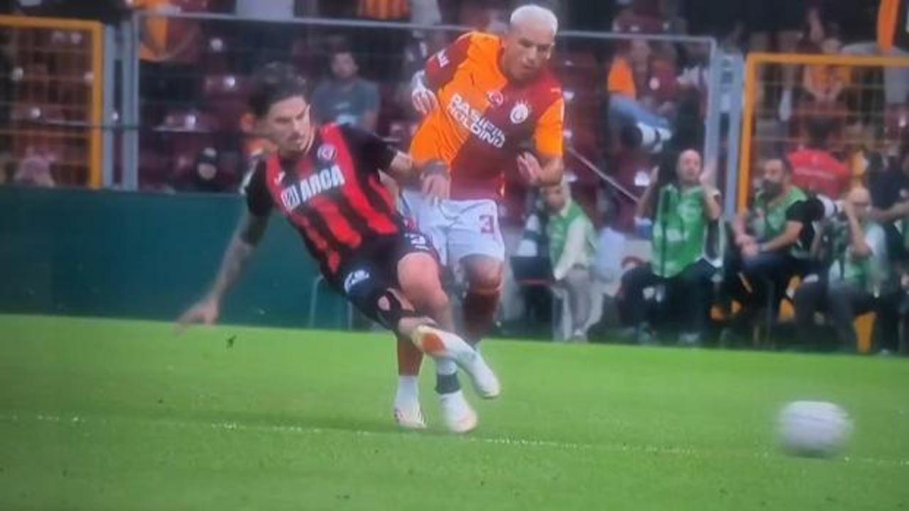 Galatasaray-Çorum FK maçında tartışmalı an: Kırmızı kart çıkmadı