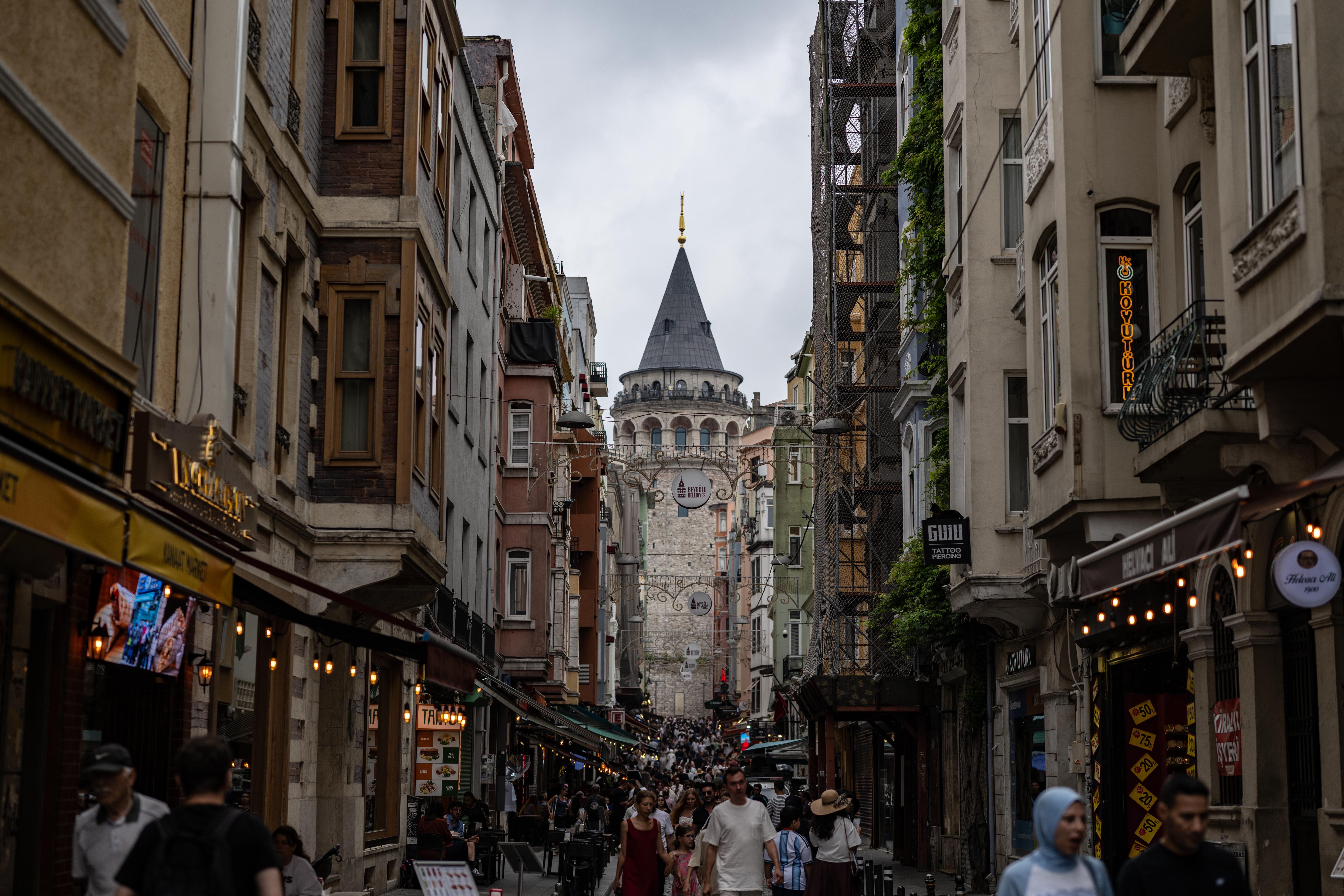 İstanbul'a poyraz serinliği geliyor: Gece-gündüz sıcaklık farkı 9 dereceyi bulacak
