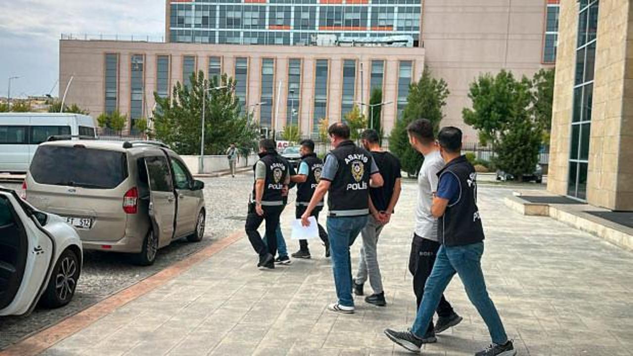 Uşak'taki kuyumcu soygununda 3 şüpheli tutuklandı: Bir zanlı serbest bırakıldı