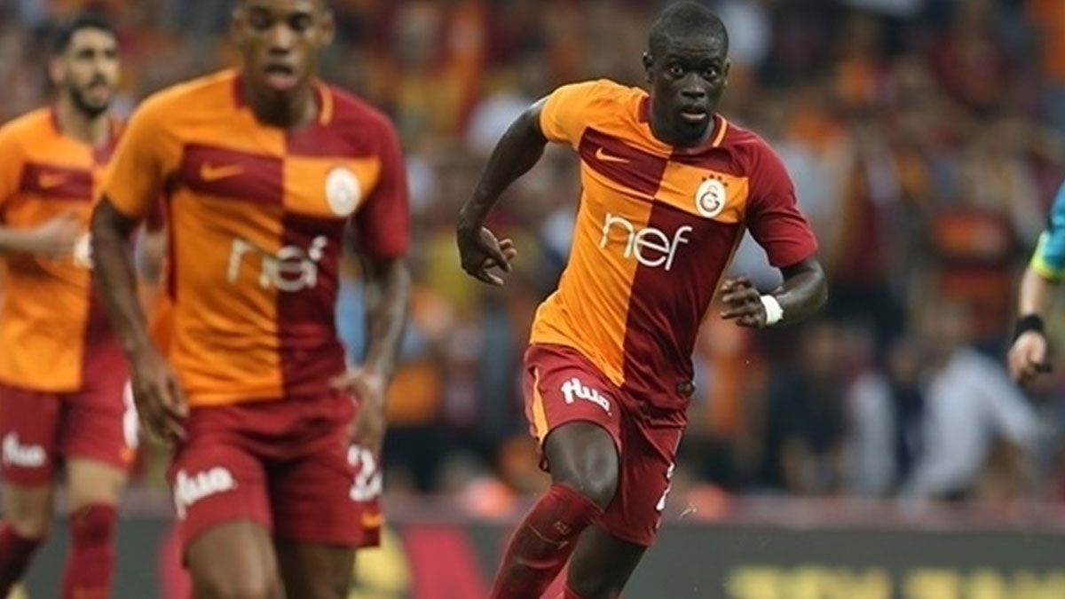 Süper Lig'in yıldızı sürpriz bir transfere imza attı