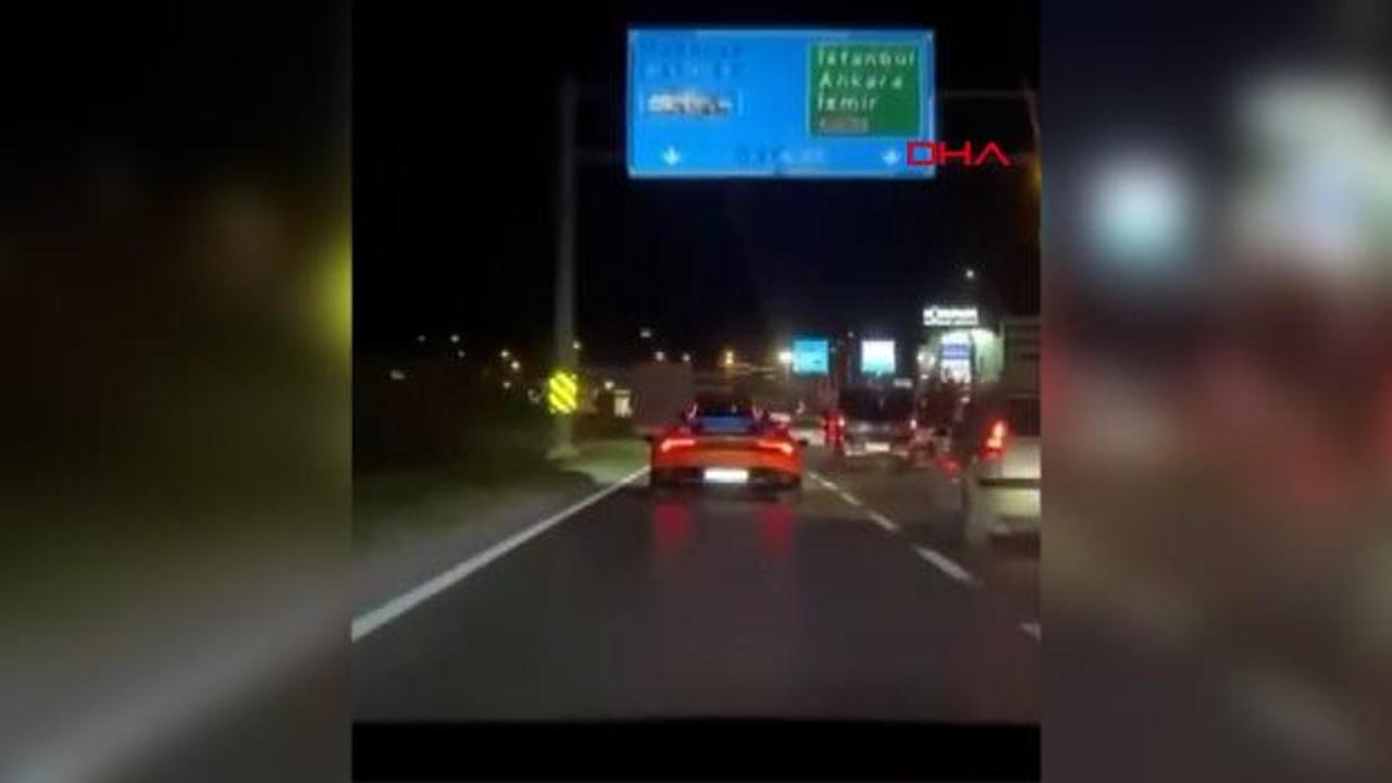 Bursa'da lüks otomobille makas atan sürücü kazaya neden oldu