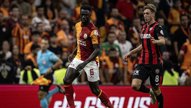 Davinson Sanchez'in Kritik Hatası Galatasaray'a Zor Anlar Yaşattı