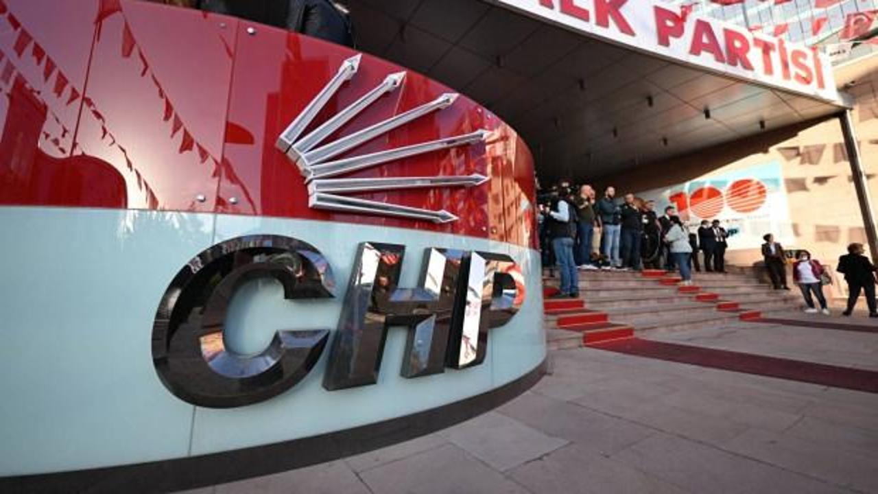 CHP'de 'vekil savaşı' kızışıyor: Özel'in yeni parti hamlesine Kılıçdaroğlu hattından karşı atak